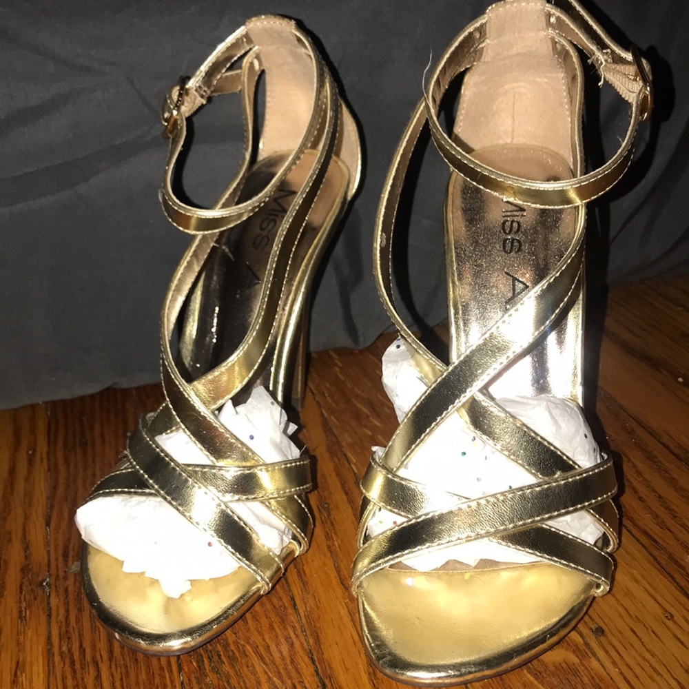 Gold Metallic Heels Size 5.5